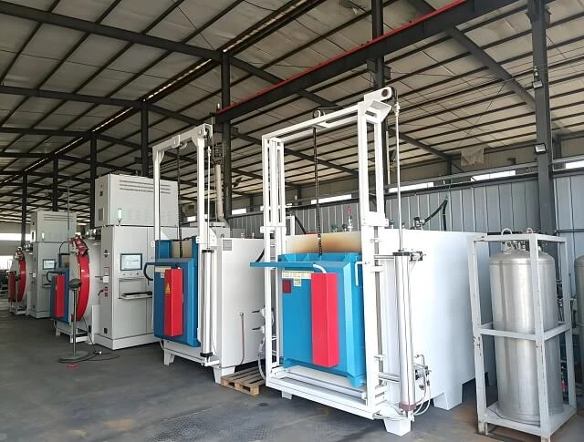 L&ograve; ủ buồng c&ocirc;ng nghiệp c&oacute; cửa mở thẳng đứng