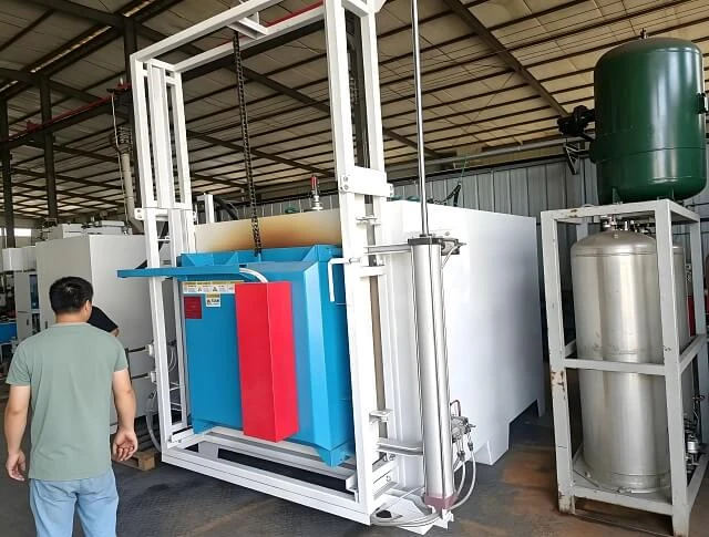 L&ograve; ủ buồng c&ocirc;ng nghiệp c&oacute; cửa mở thẳng đứng