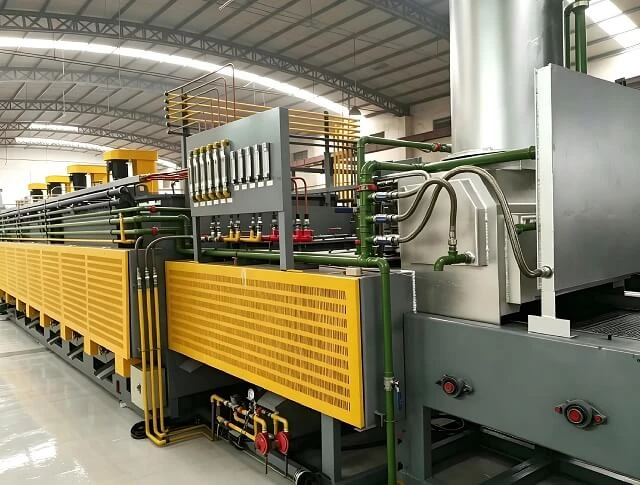 L&ograve; nung v&agrave;nh đai con lăn kh&iacute; quyển được kiểm so&aacute;t L&ograve; đốt cacbon cho ốc v&iacute;t