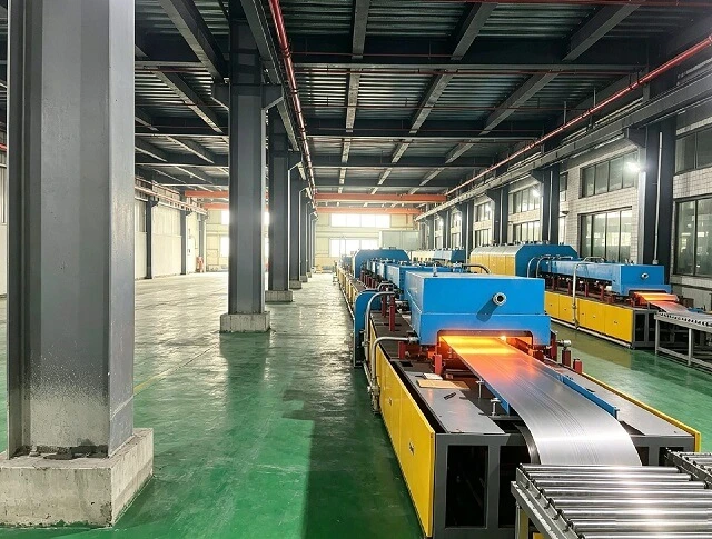 L&ograve; nung s&aacute;ng li&ecirc;n tục bằng đai th&eacute;p cho giải ph&aacute;p lắp ống v&agrave; ống th&eacute;p kh&ocirc;ng gỉ