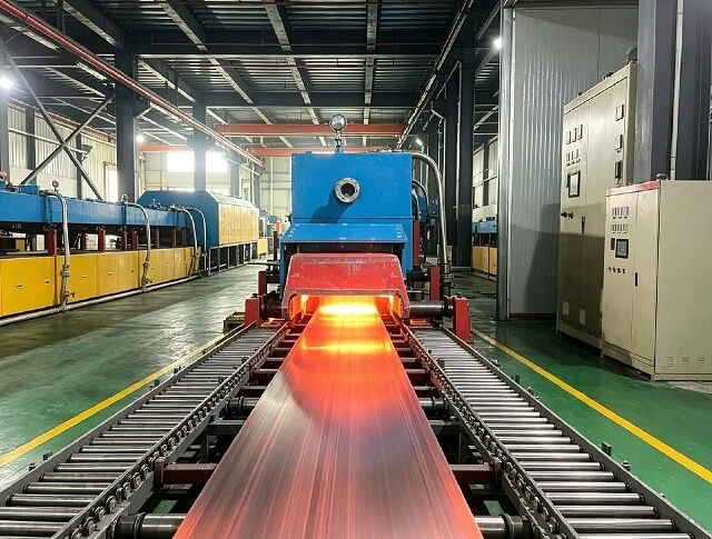 L&ograve; nung s&aacute;ng li&ecirc;n tục bằng đai th&eacute;p cho giải ph&aacute;p lắp ống v&agrave; ống th&eacute;p kh&ocirc;ng gỉ